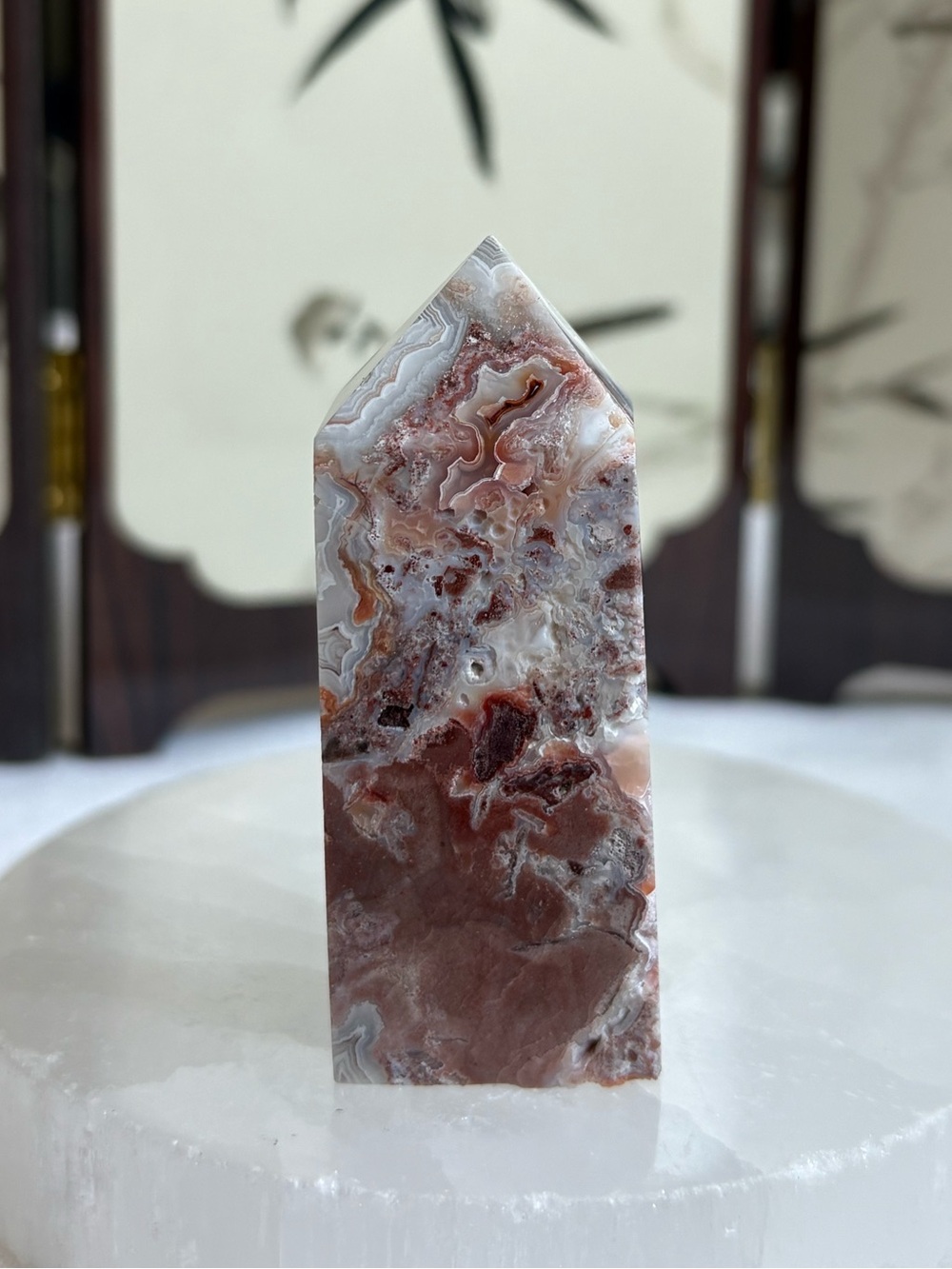 Red Mexican crazy lace agate tower - Picture 3 of 4